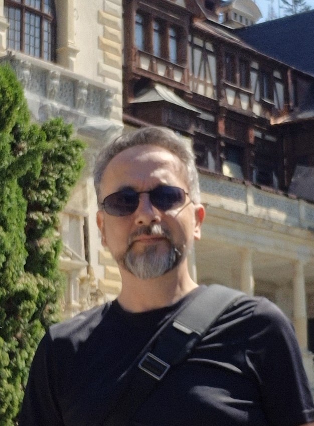 UĞUR ÇÖMLEKCİOĞLU